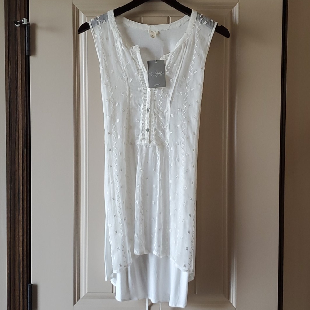 Anthropologie tunic top
